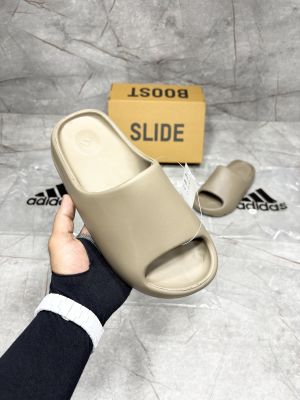 _ADIDAS_YEEZY_SLIDE-BROWN
