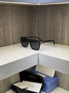 Gucc i 26101 Matt Black 