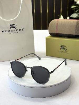 _Burberry_3324_grey