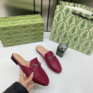 Gucci_GG_PrinceTwon_Slides_In_Rossa_GG_leather_for_women_with_original_box_and_carry_bag