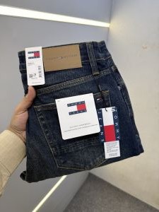 TOMMY-HILFIGER PREMIUM BLUE SHADE STRAIGHT FIT DENIM LENGHT 41