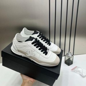 CHANE L WHITE CALFSKIN AND SUEDE CC SNEAKERS LE