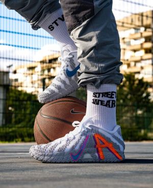 Nik_e Ja 3 Light Show