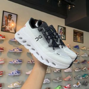 On Cloud Tilt 2 0 Black Ivory