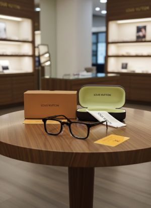 LOUIS_VUITTON 1008 DESIGNER BLACK STORE ARTICLE 112