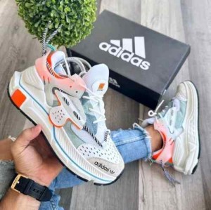 Adidass Sikaige White