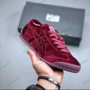 ONITSUKAA TIGER MEXICO 66 RED VELVET AUTHENTIC marron