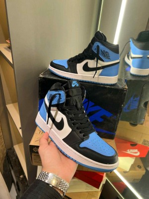 Air Jordan 1 UNC Blue