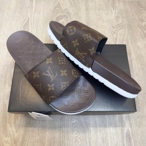Loui s Vuitton Monogram Soft Cusion