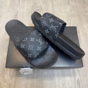 Loui s Vuitton Monogram Soft Cusion