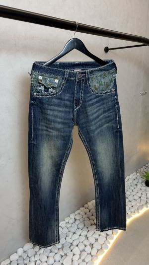 True Religion Straight Fit Vintage Jeans 1086