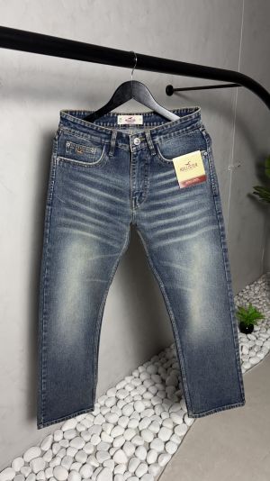 Holister Straight Fit Vintage Blue Jeans 1092