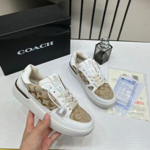 WMN Coaach Clip Court Sneaker White signature canvas