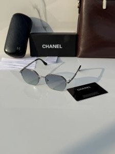 Chanel_507_green_candy