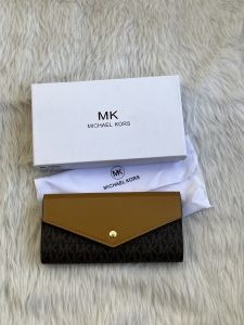Michael_Kors_131_CB_Long_Flap_Wallet_With_OriginalBox_DustCover