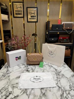 Prad_a Quilted Spectrum Shoulder Bag With Box And Dust Bag Including Carry Bag (9861-1 Apricot)