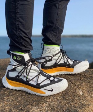 Nike-acg-air-terra-antarktik-yellow
