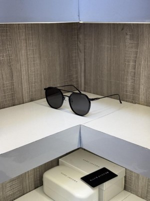 Mar c Jacobs Full Black