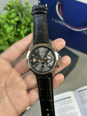 Tommy Hilfiger Baker