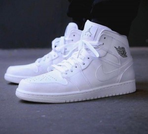 Nike-Retro-air-jordan-1-mid-white-ool-grey-fix-rate