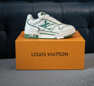 LOUI.S VUITTON TRAINER 2026 WHITE GREEN
