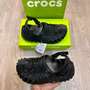 Croc.s Pollex Salehe Bembury Black Clogs