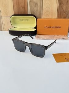 Louis_vuitton_6001_grey_black