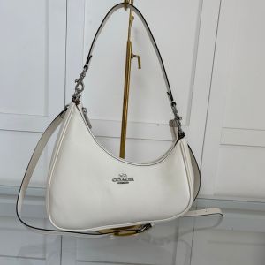 Coac_h Twisted Teri Signature Shoulder Bag With Box And Dust Bag (CB102-White)