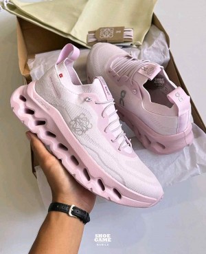 On Running Cloudtilt Loewe Pale Pink