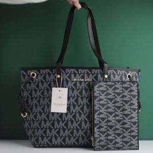 Michael_Kors Large Jet Set Big Mk Print Tote Bag With Dust Bag (2003-Black)