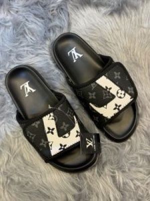 Louis-Vuitton Monogram Full Black Premium Slides