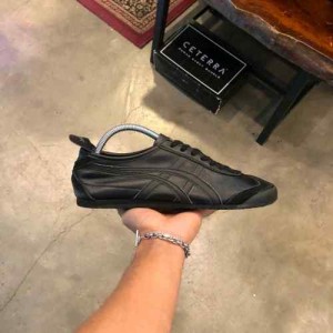 Onitsuka Tiger Mexico 66 Triple Black