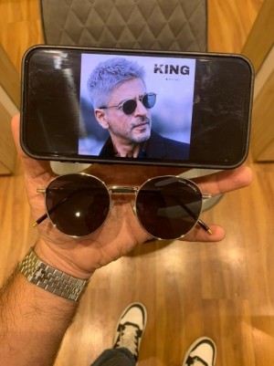MARC JACOBS KING KHAN EDITION PREMIUM QUALITY WITH OG BOX PACKING