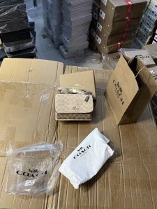 Coach_klare_premium_quality_crossbody_bag_with_ogbox_carrybag_etc_454