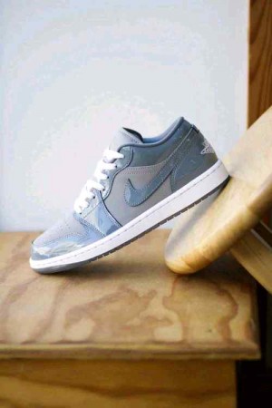 Air Jordan 1 Low SE Medium Grey Cool Grey White  468