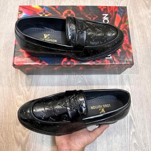 Louis Vuitto.n Premium Black Loafer SE12