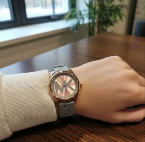 Michae l Kors Watch For Her 408