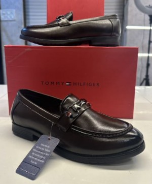 Tommy-Hilfiger-Loafer- BROWN