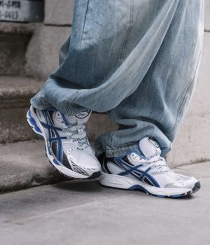  gel-nimbus 10 whitedirectoire blue