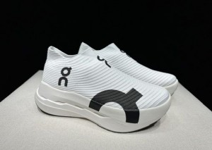 On Cloud Boom Strike LS White