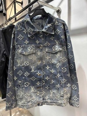 Louis Vuitto-n IMPORTED STORE ARTICLE DENIM SHIRT 