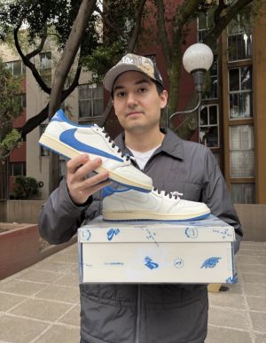 Semi UA Travis scott x nikkee air_jordan_1 low fragment heat OG BOX