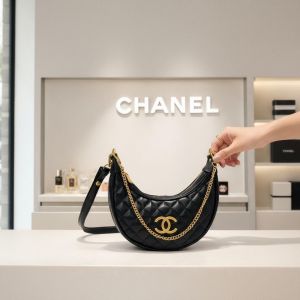 Chanel_ small hobo bag in black quilted caviar leather with gold hardware With Box premium quality