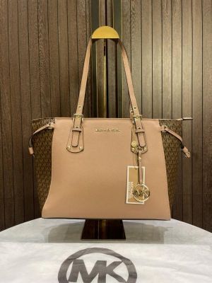 Michael_Kors Womens Voyager EastWest Tote 578