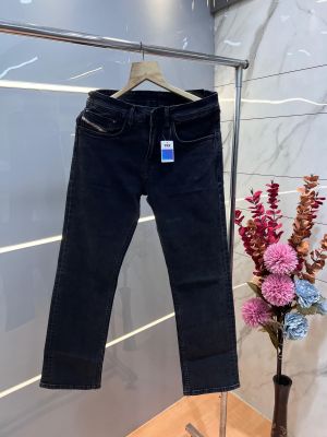 Diese l Black Shade Premium Imported Stretchable Lycra Fabric Straight Fit Denim with Embroidered Work 3473