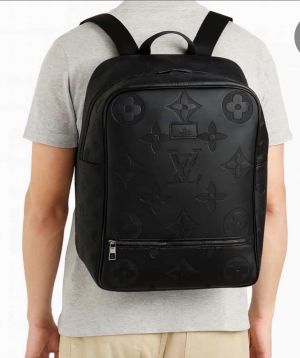 L-VBACKPACK VERY PREMIUM QUALITY