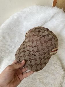 Gucci_GG_Red_Green_Stripes_Premium_Unisex_Cap_With_Safety_Box