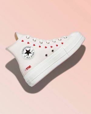 Convers.e Chuck Taylor All Star Lift Platform High Embroidered Hearts