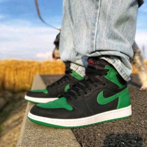 Nik_e Air Jordan Retro 1 High Pine Green 2.0 275