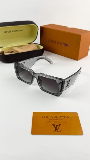 Louis_vuitton_grey_3667